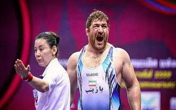 سومین مدال طلا، بر گردن کشتی گیر ایرانی