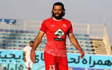 فسخ یکطرفه عباس زاده با تراکتور 
