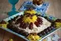 طرز تهیه رشته پلو با کشمش و خرما؛ غذای خوش‌طعم و پرطرفدار ایرانی