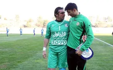  پاسخ رحمتی به گلر سرخپوشان+ عکس 