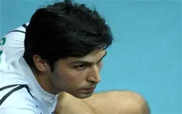 با اعلام سازمان لیگ فدراسیون والیبال علیرضا نادی تا اطلاع ثانوی محروم شد 