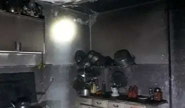 آتش سوزی منزل مسکونی در بلوار یارمحمدخان/ نجات ۲ شهروند کرمانشاهی از میان دود 