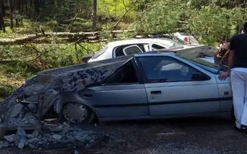 پرس شدن خودروی مردم در روز ۱۳ بدر + عکس