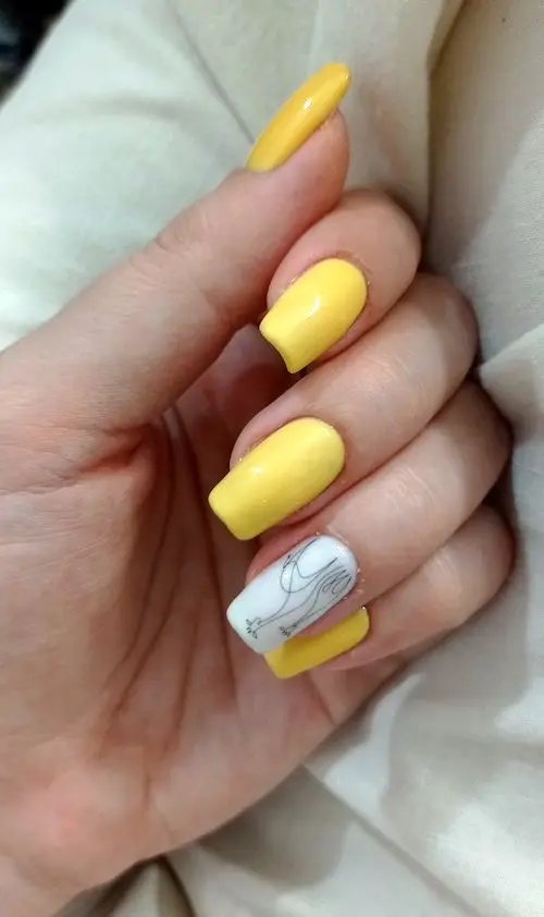 طرح ناخن‌های ساده و رنگی