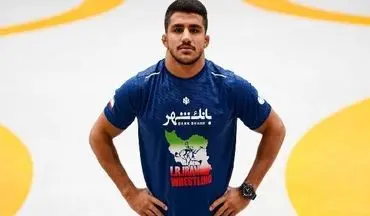 صعود غلامرضا فرخی به نیمه نهایی کشتی قهرمانی جهان