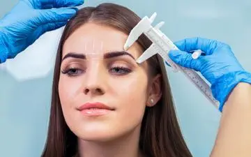 سن مناسب برای کاشت ابرو چه زمانی است؟
