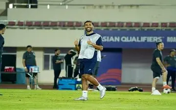 هافبک تیم ملی ایران از دست استقلال پرید/ قرارداد با اتحاد کلباء تمدید شد