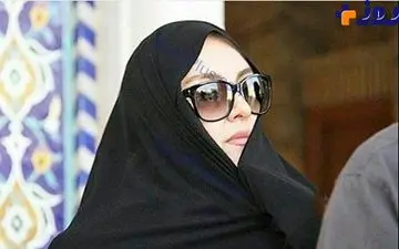 عکس/ ظاهر وتیپ کاملا متفاوت خانم بازیگر در حرم حضرت معصومه