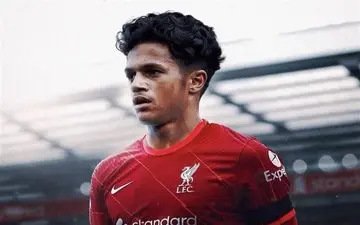  مهاجم فولام به لیورپول پیوست