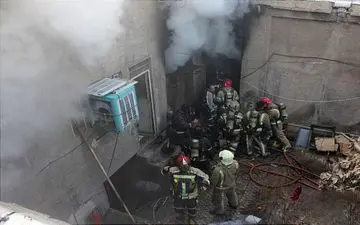 عکس های لحظه به لحظه با آتش سوزی وحشتناک در ناصرخسرو