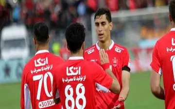 چگونه محمد نادری ناشناس به‌سرعت در پرسپولیس جا افتاد