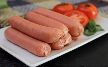 به هیچ عنوان  سوسیس از بیرون نخر| خودت  سوسیس درست کن