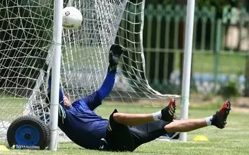 نبض شروع فوتبال ضعیف شد