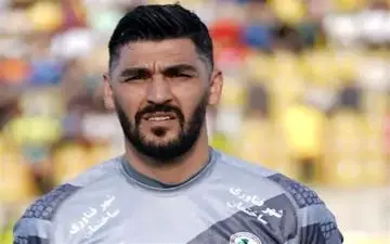 دروازه بان مصدوم ذوب‌آهن از بیمارستان مرخص شد