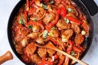 طرز تهیه خوراک سوسیس رژیمی؛ غذای سالم و خوشمزه با سبزیجات کم‌کالری
