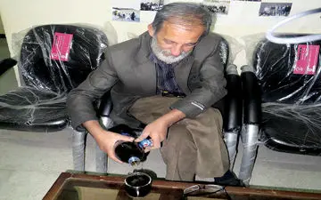 این مرد در مدت 7 سال فقط نوشابه می‌خورد / صبحانه، نهار و شام، باورش سخت است ولی حقیقت دارد