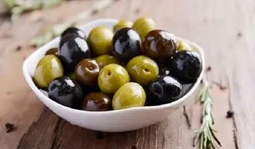 به این دلایل هسته زیتون را دور نریزید