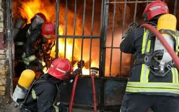 انفجار گاز شهری سه مصدوم به جا گذاشت

