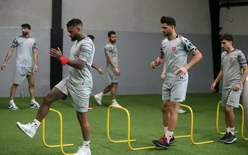 لوکایا در ترکیب اصلی پرسپولیس می‌ماند؟