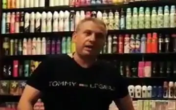 فارسی صحبت‌کردن فروشنده سوری با لهجه‌های مختلف +فیلم 