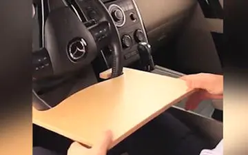 تخته‌ای که اتومبیل شما را به دفتر کار تبدیل می‌کند + فیلم