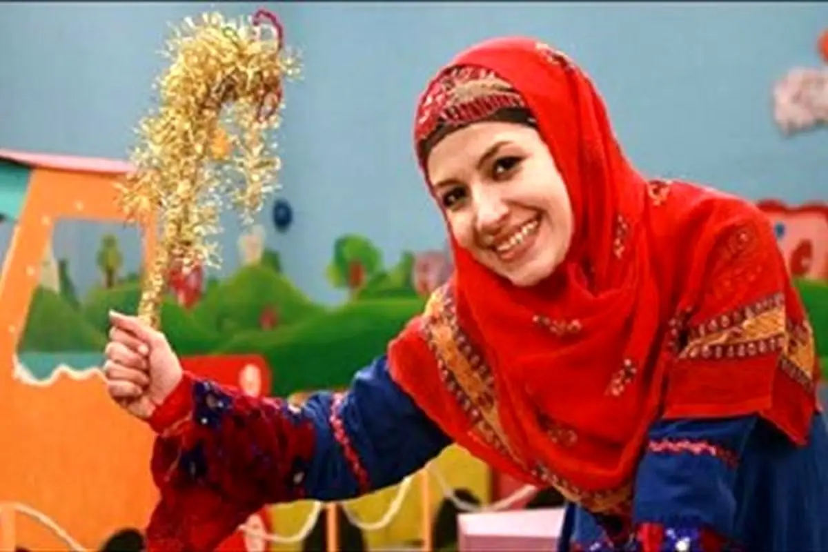 تیپ خاله شادونه در حرم امام رضا(ع) با چادر سفید +عکس