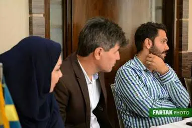 نشست هم‌اندیشی مدیران هتل پارسیان کرمانشاه با فعالان عرصه گردشگری