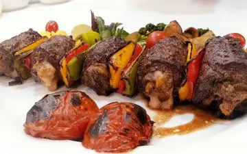 رازهای کباب عربی رستورانی: طرز تهیه یک غذای خوشمزه و مجلسی | فیلم