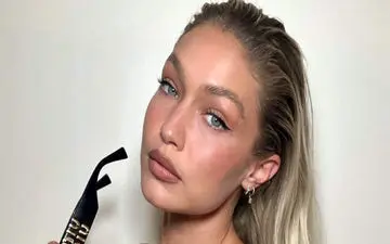 مدل موی جدید جی‌جی حدید؛ ترندی که تابستان ۲۰۲۵ را تسخیر می‌کند!