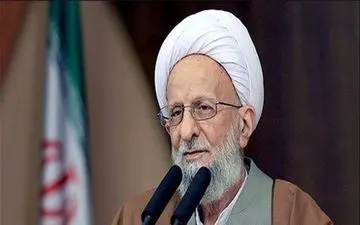 همه خطرها مقدمه منحرف کردن جوانان از ارزش‌های اسلام است