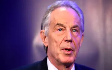 آقای نخست وزیر به دنیای فوتبال می آید