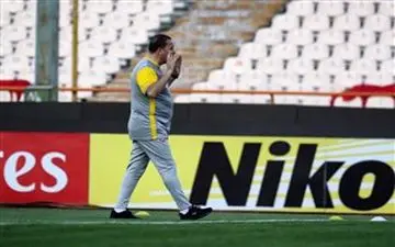 سرمربی الدحیل در آستانه برکناری