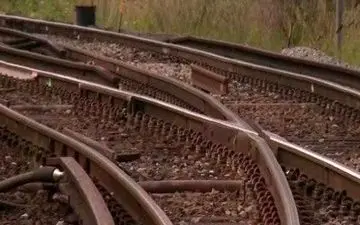 قطار قزوین ـ تهران از ریل خارج شد ! + جزییات