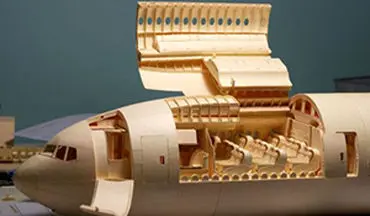 ساخت هواپیما از جنس کاغذ و مقوا ! +فیلم