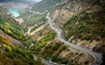 هشدار| احتمال ریزش سنگ در جاده کندوان