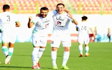 مهاجم خارجی ذوب‌آهن جراحی کرد