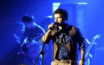  بازگشت خواننده مشهور پاپ پس از مدت‌ها تحمل بیماری