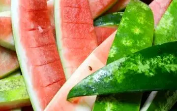 این قسمت از میوه وسبزیجات را نباید دور بریزید

