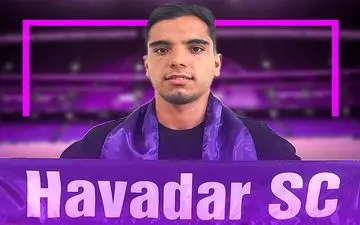 بازیکن استقلال به هوادار پیوست