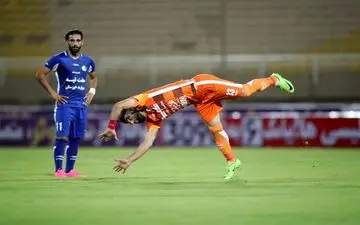 زننده گل سایپا به استقلال: به عشق پرسپولیس آن کار را انجام دادم 