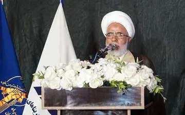 کریدورهای ترانزیتی می‌توانند محورهای اصلی اقتصاد غیرنفتی در کشور باشند