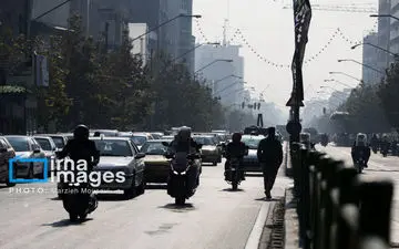 تهران در وضعیت قرمز آلودگی هوا؛ ۲۲ ایستگاه هواشناسی هشدار دادند!
