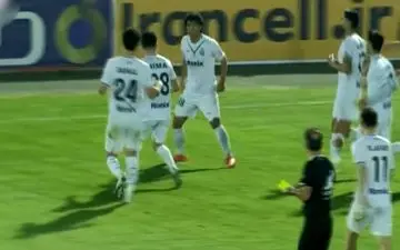 گل اول ملوان به مس رفسنجان (اسلامی خواه - پنالتی) + ویدئو