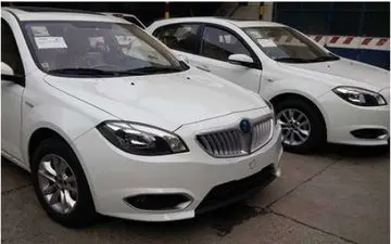 یخ بازار خودرو به آرامی آب میشود