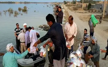 تامین اقلام مورد نیاز اتباع خارجی آسیب‌دیده در سیل اخیر