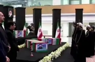 ادای احترام فرستاده ویژه کشور عمان به پیکر رئیس جمهور شهید و همراهان + ویدئو