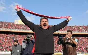 اولیویرا در ۷۸ سالگی: تبریز در قلبم است، سبیل‌هایم شناسنامه‌ام است!