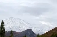 نخستین برف پاییزی ارتفاعات بلده مازندران را سفید پوش کرد