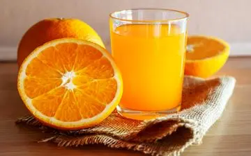 آب‌میوه طبیعی؛ فواید تغذیه‌ای در کنار ریسک‌های پنهان