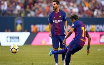 مقایسه سرعت دریبل زدن مسی و نیمار+فیلم 